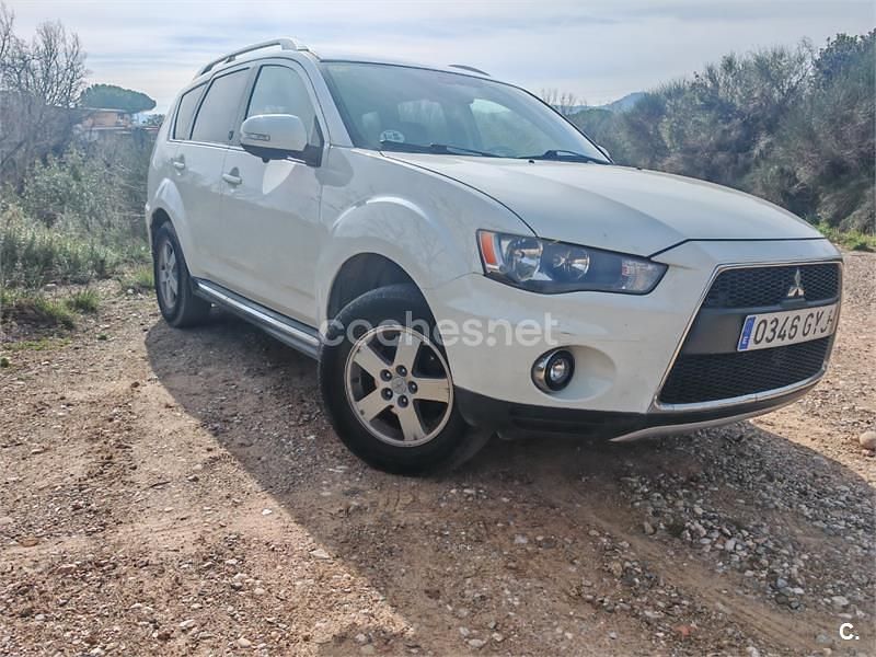 Usado Mitsubishi Outlander 156 CV (114 kW) 2010 Blanco SUV