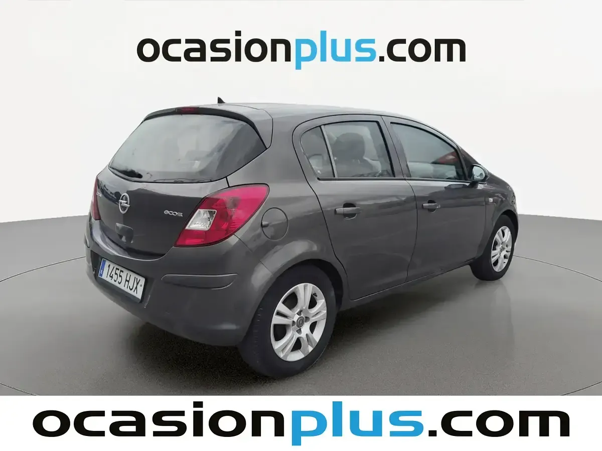 Usado Opel Corsa Selective 75 CV (55 kW) 2012 Gris Utilitario