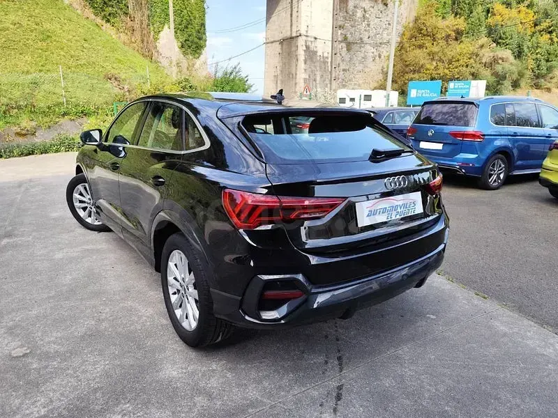 Usado Audi Q3 Sportback 150 CV (110 kW) 2019 Negro SUV