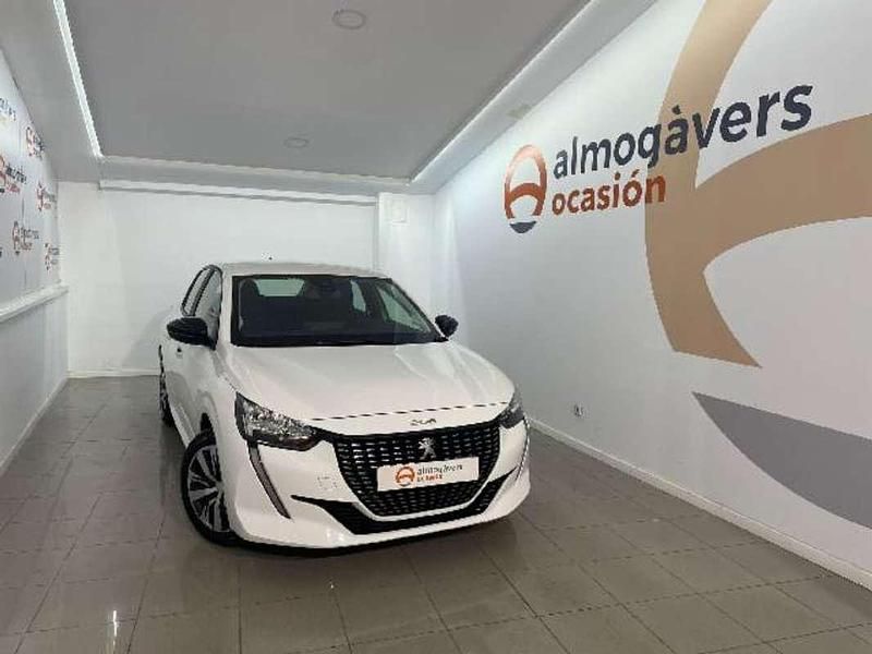 Usado Peugeot 208 Active 101 CV (74 kW) 2023 Blanco Utilitario