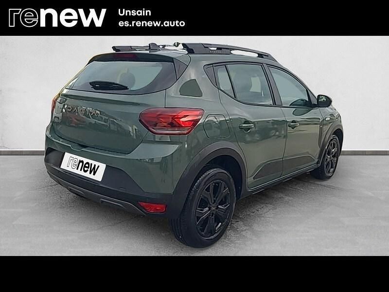 Usado Dacia Sandero Extreme 100 CV (73 kW) 2025 Verde Berlina
