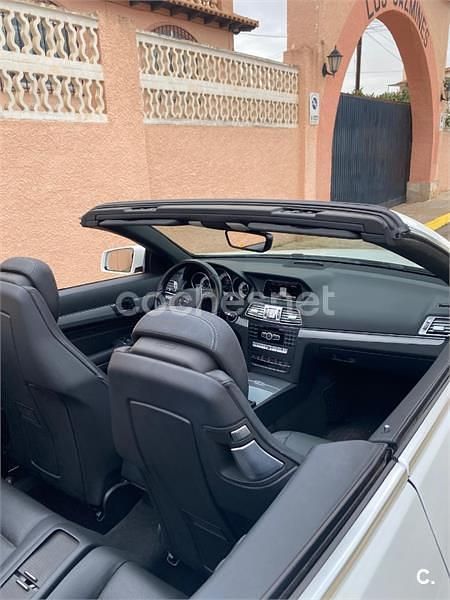 Usado Mercedes E220 170 CV (125 kW) 2014 Blanco Descapotable