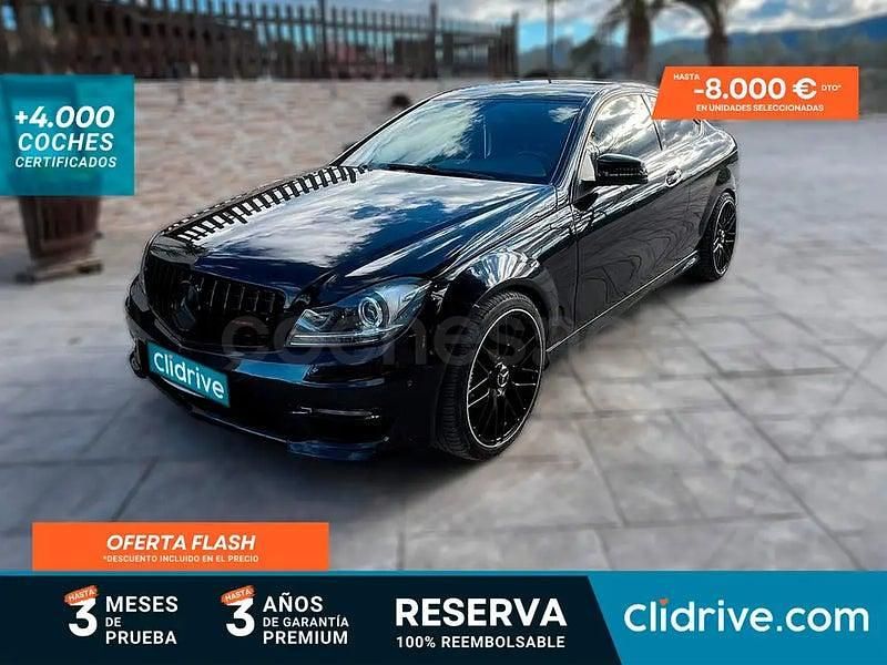 Usado Mercedes C220 170 CV (125 kW) 2012 Negro Coupe