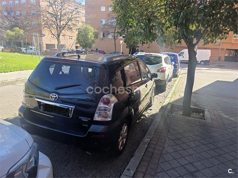 Usado Toyota Corolla Verso Luna 136 CV (100 kW) 2009 Negro Monovolumen