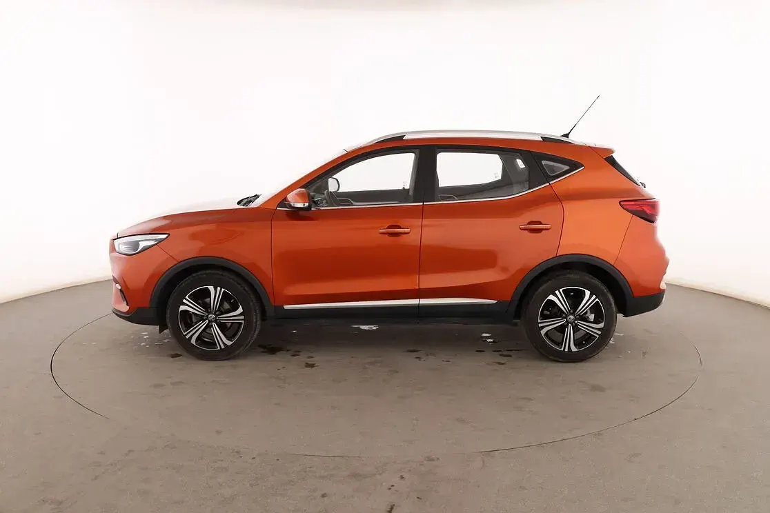 Usado MG ZS Comfort 106 CV (77 kW) 2023 Naranja SUV