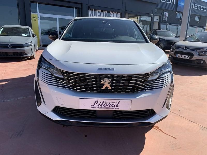 Usado Peugeot 3008 Allure 130 CV (95 kW) 2023 Blanco SUV
