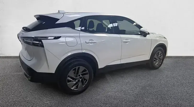 Usado Nissan Qashqai Acenta 158 CV (116 kW) 2025 Lunar white (perlada) SUV