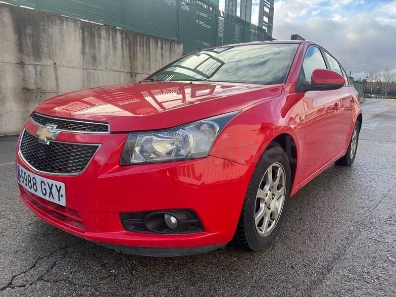Usado Chevrolet Cruze LS 125 CV (91 kW) 2010 Rojo Berlina