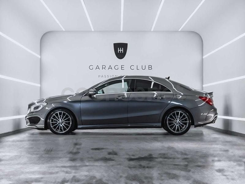Usado Mercedes CLA220 AMG line 177 CV (130 kW) 2015 Gris / plata Berlina