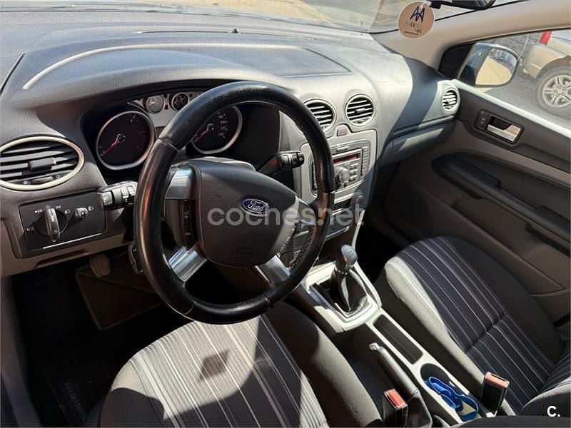 Azul Usado 2008 Ford Focus Trend Berlina | 3700 € (Buen precio) - Imagen 1/4