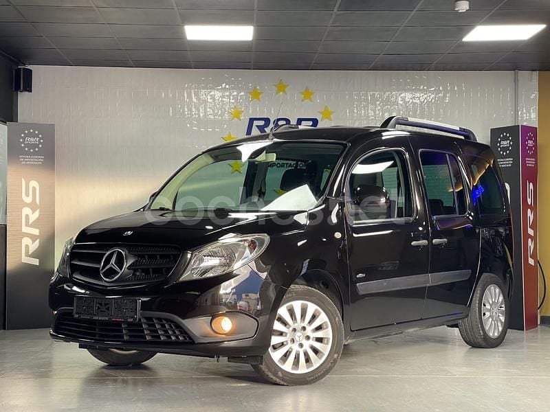 Negro Usado 2015 Mercedes Citan 111 Familiar | 13.490 € (Buen precio) - Imagen 1/4