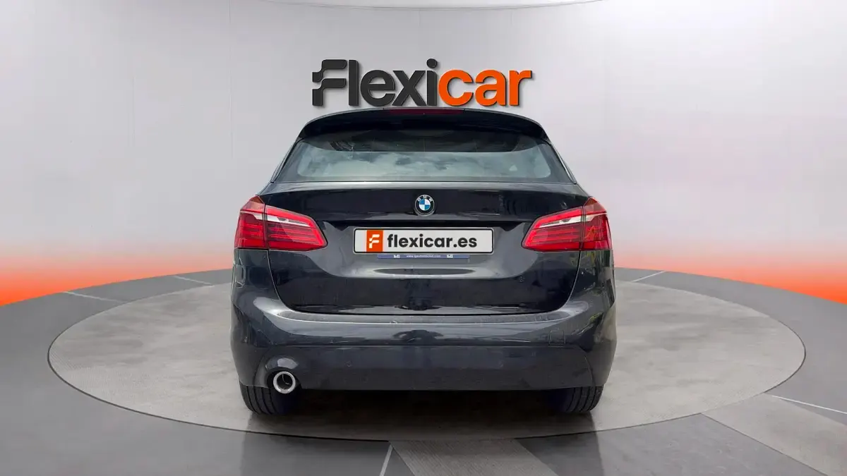 Usado BMW 216 Active Tourer 116 CV (85 kW) 2018 Azul Monovolumen