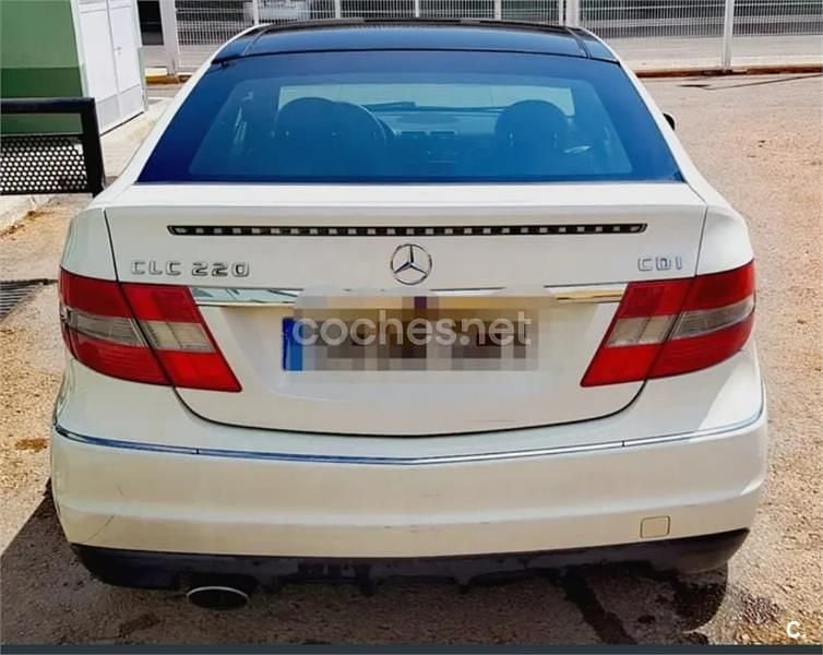 Usado Mercedes CLC220 150 CV (110 kW) 2008 Blanco Coupe