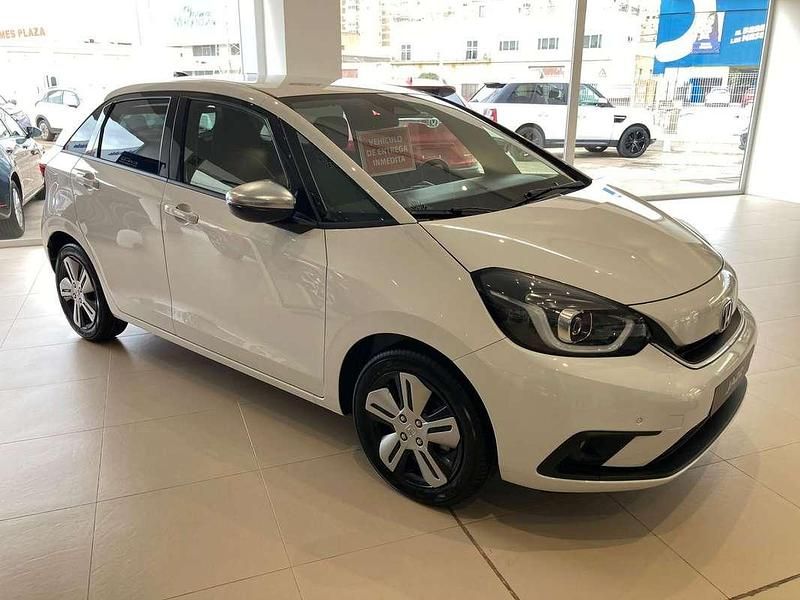 Usado Honda Jazz Executive 109 CV (80 kW) 2022 Blanco Utilitario