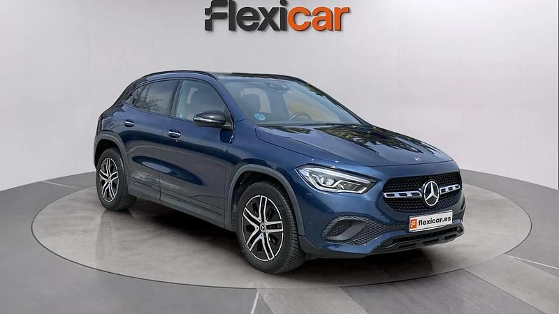 Usado Mercedes GLA200 150 CV (110 kW) 2021 Azul SUV