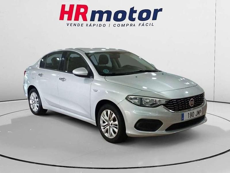 Gris Usado 2016 Fiat Tipo Easy Berlina | 7890 € (Precio justo) - Imagen 1/4