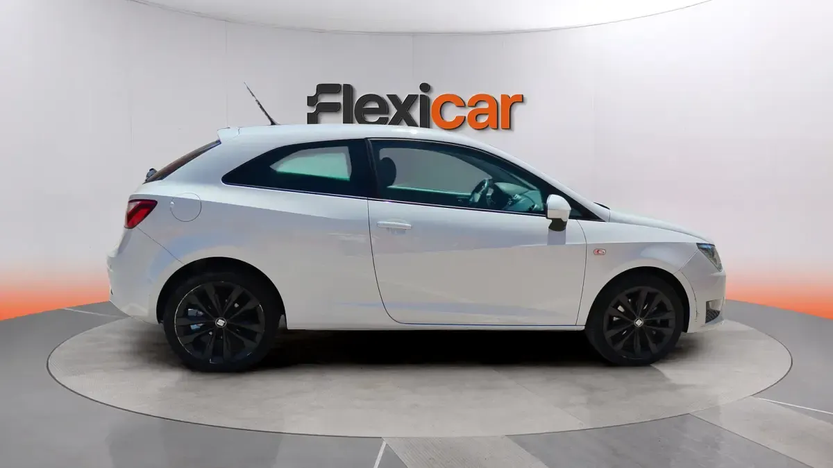 Usado Seat Ibiza FR 110 CV (80 kW) 2017 Blanco Berlina