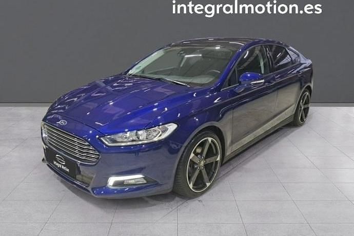 Usado Ford Mondeo Business Edition 119 CV (87 kW) 2021