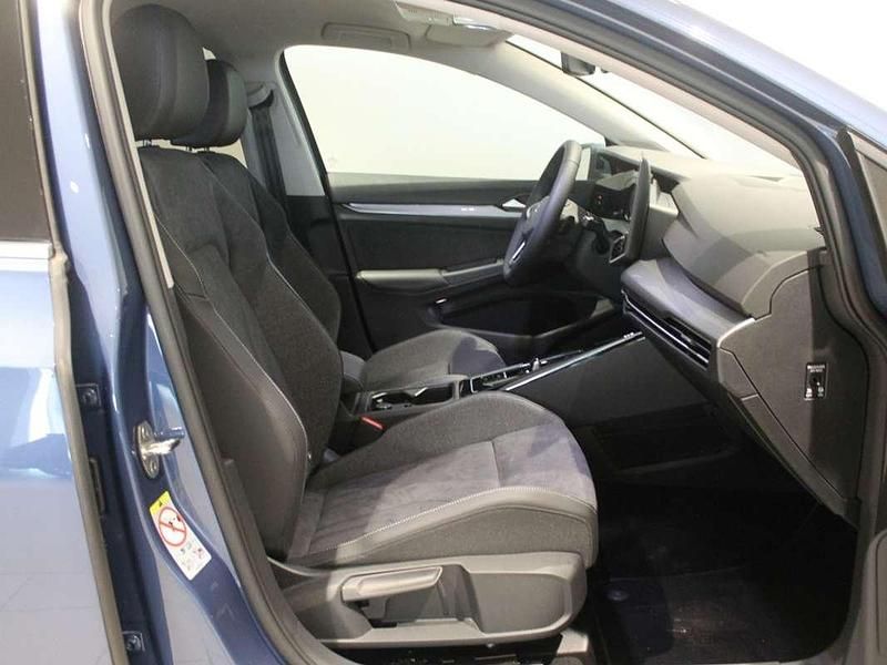 Usado VW Golf VIII Style 150 CV (110 kW) 2024 Azul Familiar