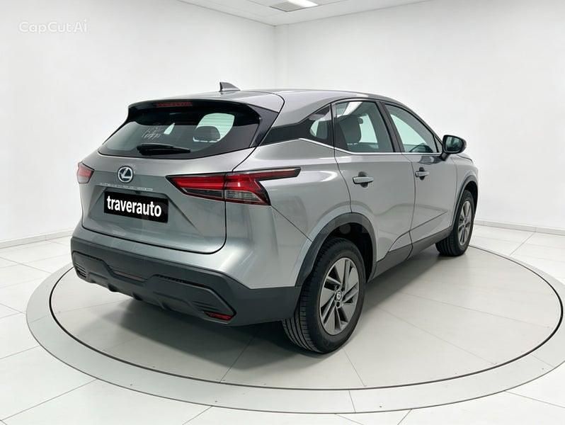Usado Nissan Qashqai Acenta 140 CV (102 kW) 2024 Gris / plata SUV