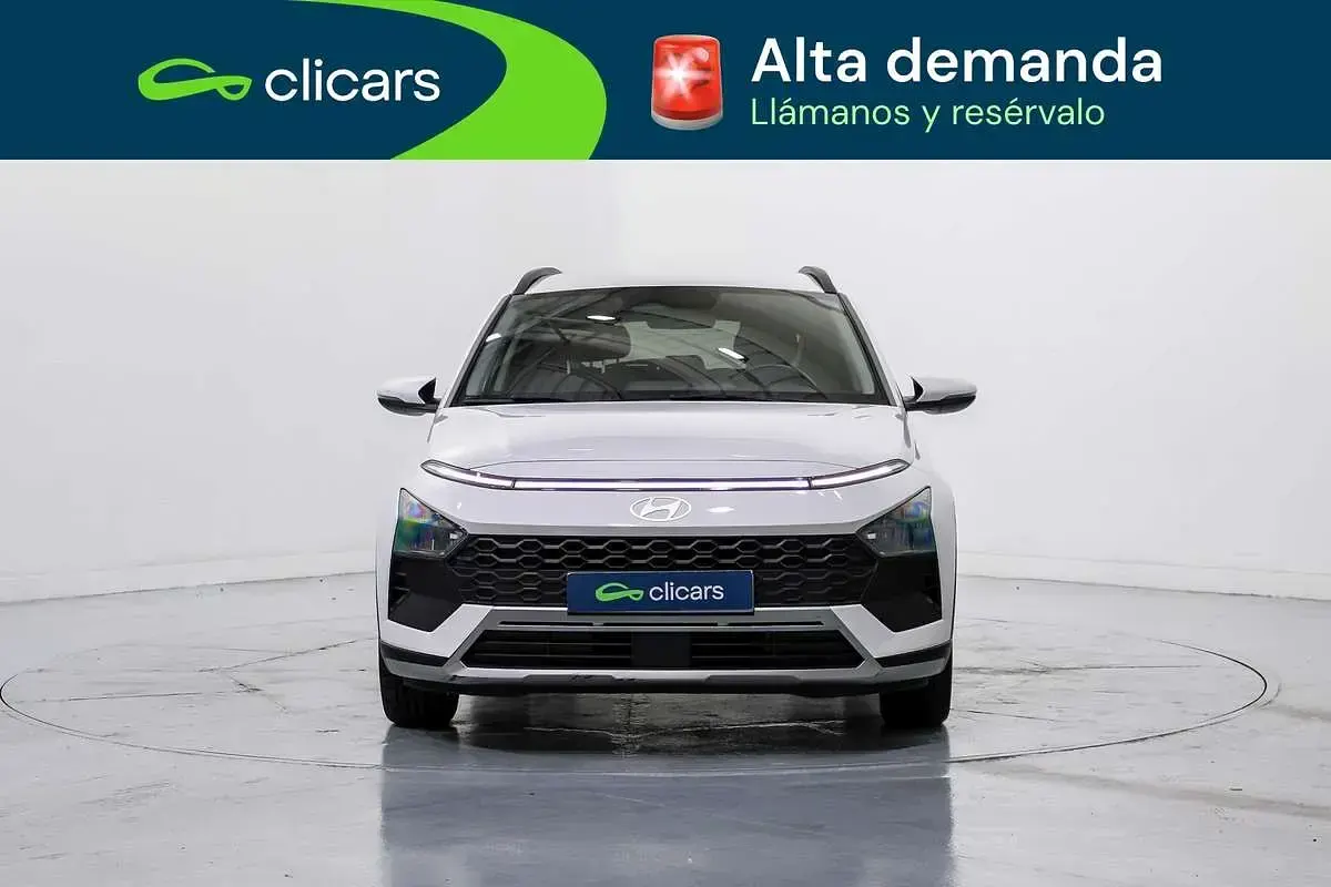 Usado Hyundai Bayon 80 CV (58 kW) 2024 Blanco SUV