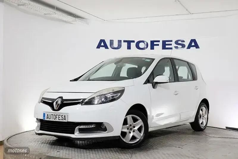 Blanco Usado 2015 Renault Scénic III Monovolumen | 7650 € (Precio justo) - Imagen 1/4