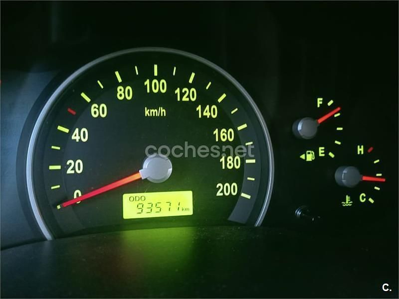 Usado Kia Carnival Active 185 CV (136 kW) 2010 Negro Monovolumen