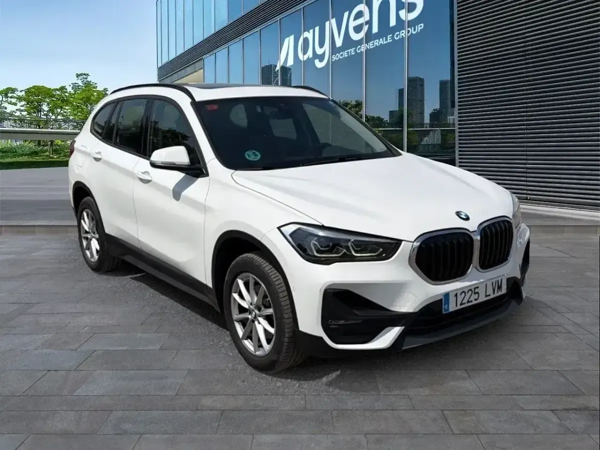 Usado BMW X1 Advantage 150 CV (110 kW) 2021 Blanco SUV