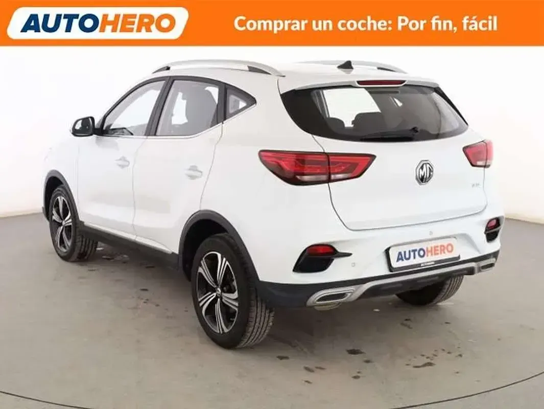 Usado MG ZS Comfort 106 CV (77 kW) 2024 Blanco SUV