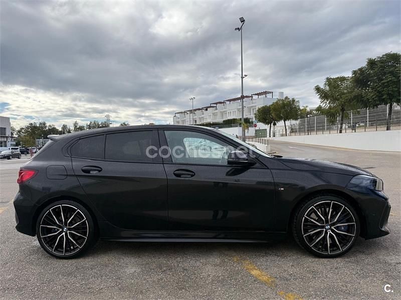 Usado BMW 120 190 CV (139 kW) 2021 Azul Utilitario
