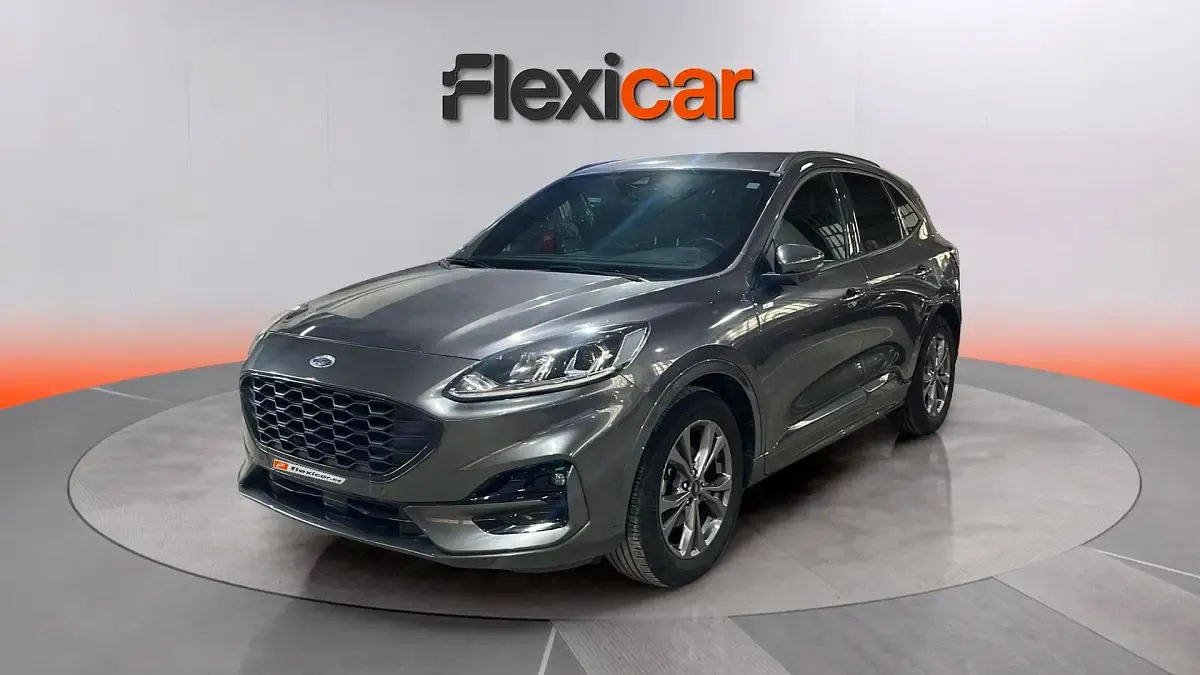 Usado Ford Kuga ST-Line 120 CV (88 kW) 2024 Gris SUV