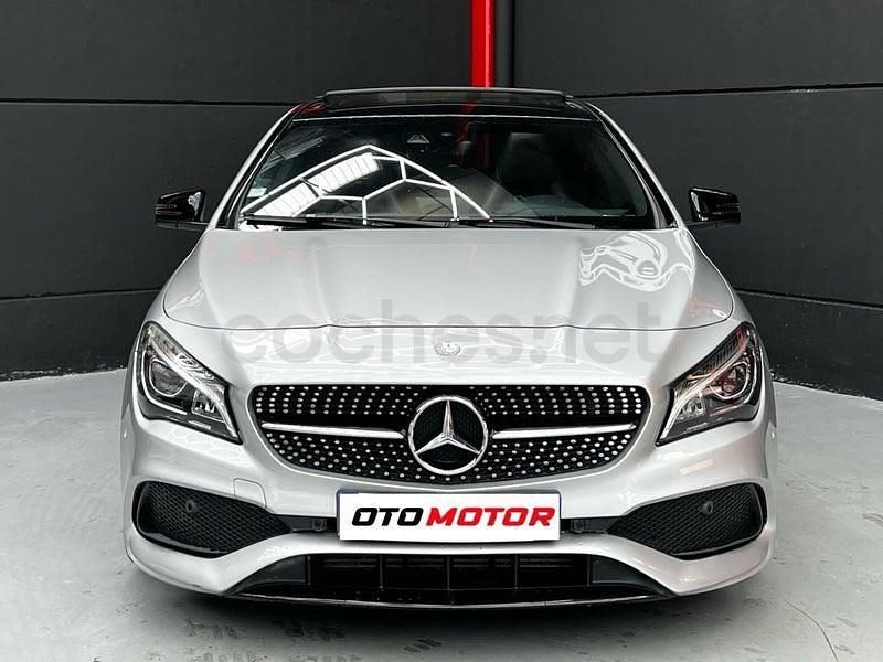 Usado Mercedes CLA220 AMG line 177 CV (130 kW) 2016 Gris / plata Berlina