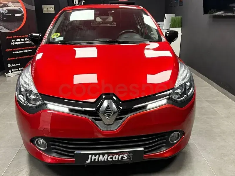 Usado Renault Clio IV 90 CV (66 kW) 2014 Naranja Berlina
