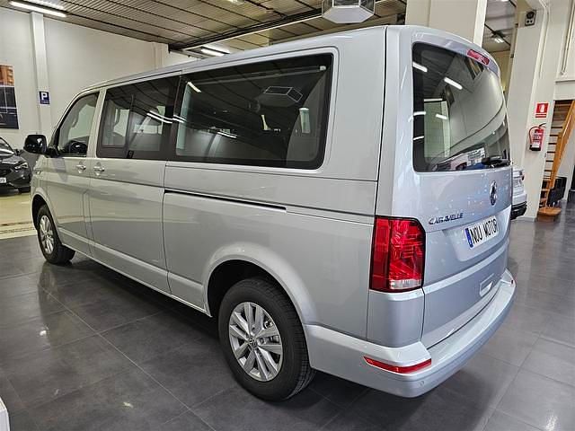 Usado VW Caravelle 150 CV (110 kW) 2024 Gris Monovolumen