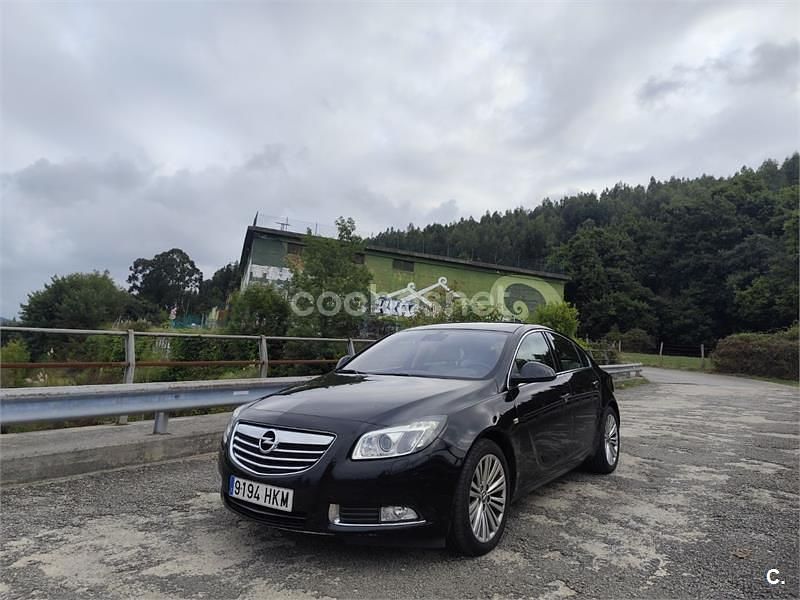 Negro Usado 2012 Opel Insignia Excellence Berlina | 5700 € (Precio justo) - Imagen 1/4