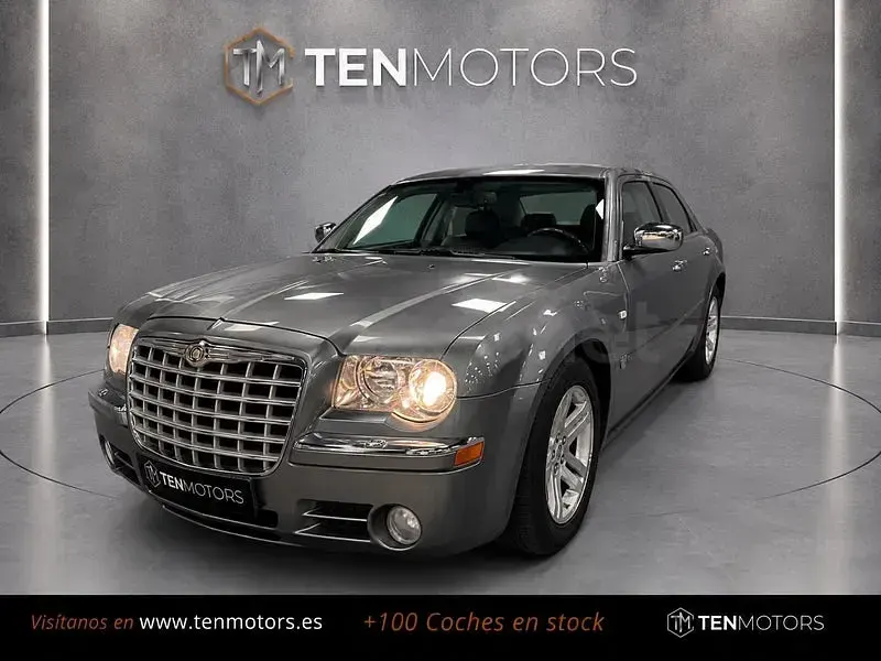 Usado Chrysler 300C 218 CV (160 kW) 2008 Gris / plata Berlina