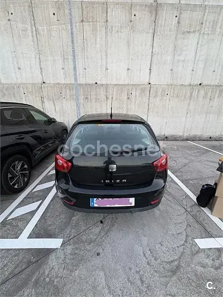 Usado Seat Ibiza Reference 75 CV (55 kW) 2013 Negro Berlina