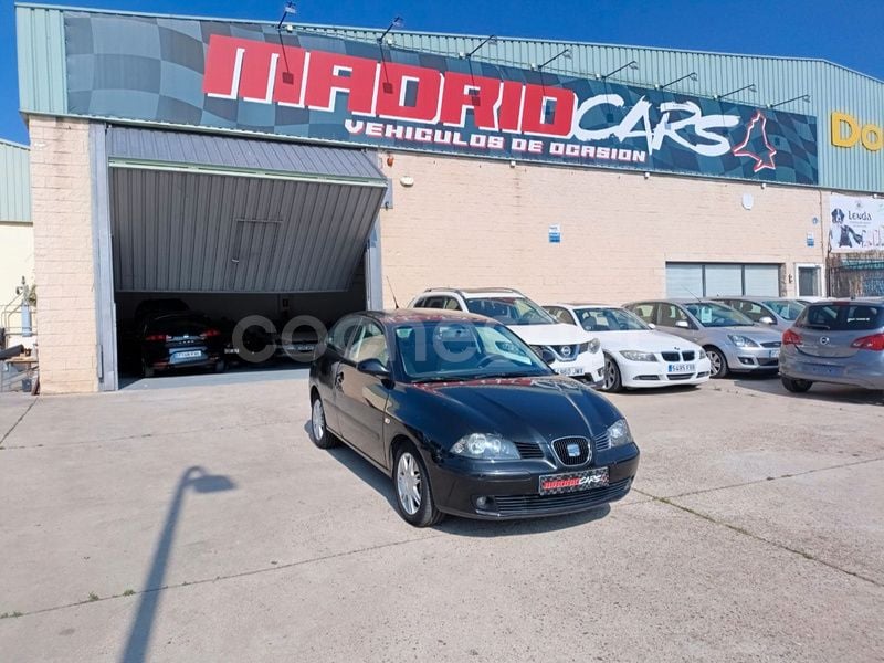 Negro Usado 2004 Seat Ibiza Reference Berlina | 2990 € (Precio justo) - Imagen 1/4