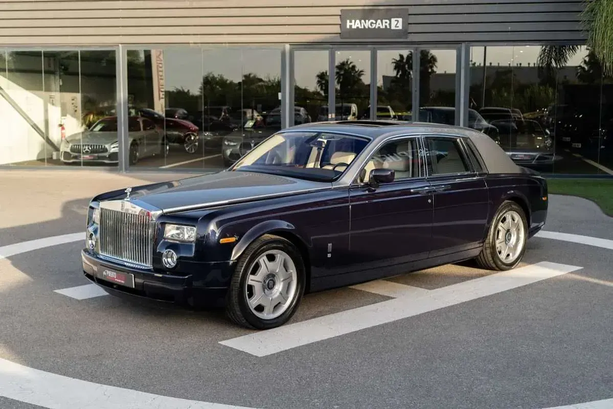 Usado Rolls Royce Phantom 460 CV (338 kW) 2007 Azul Berlina
