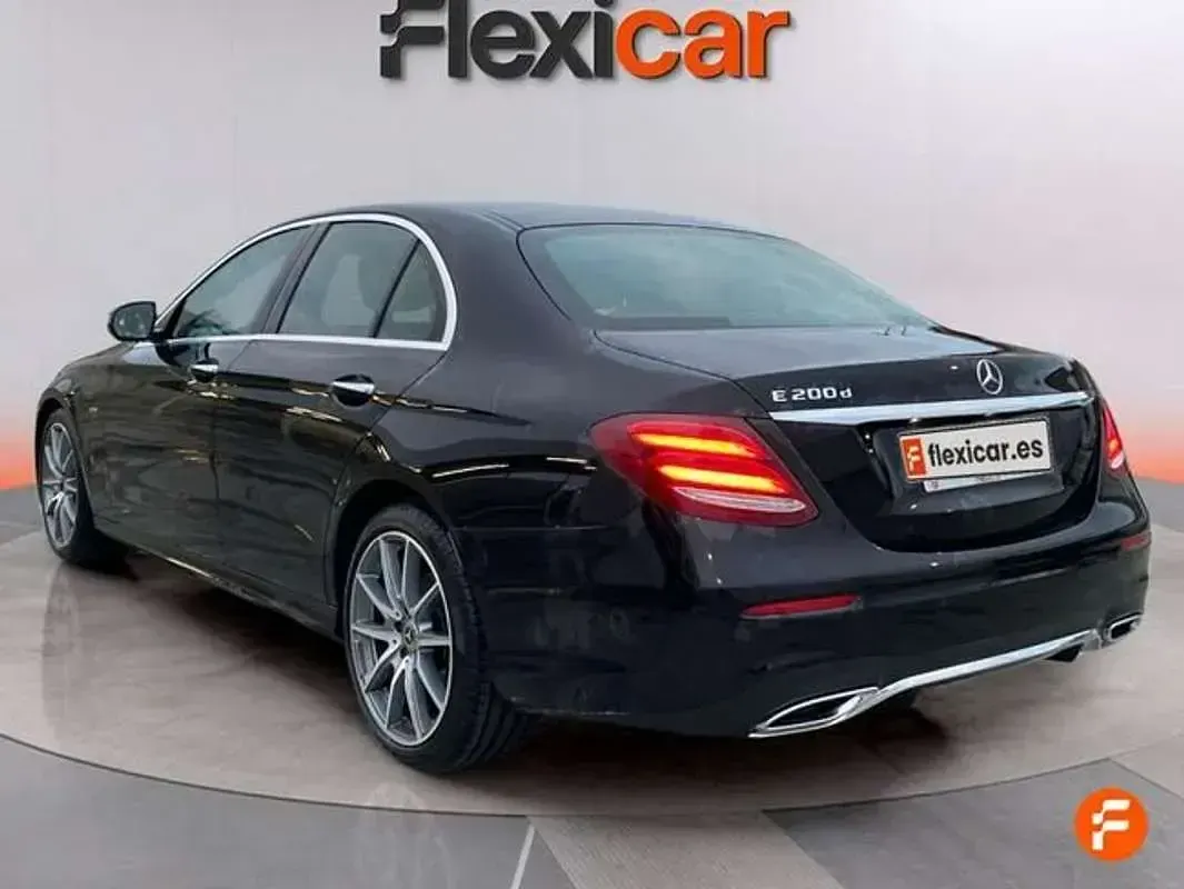Occasion Mercedes E200 160 PK (117 kW) 2020 Zwart Sedan