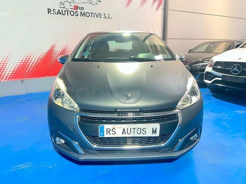 Usado Peugeot 208 Access 82 CV (60 kW) 2017 Gris / plata Utilitario