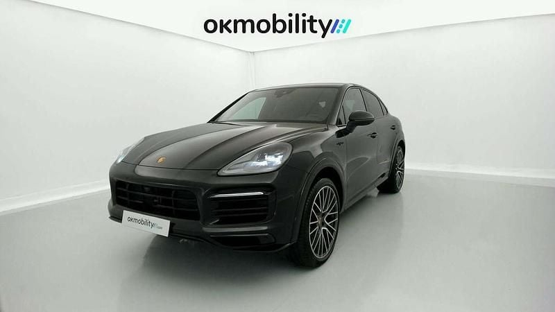 Negro Usado 2022 Porsche Cayenne Platinum Edition SUV | 83.610 € (Precio justo) - Imagen 1/4