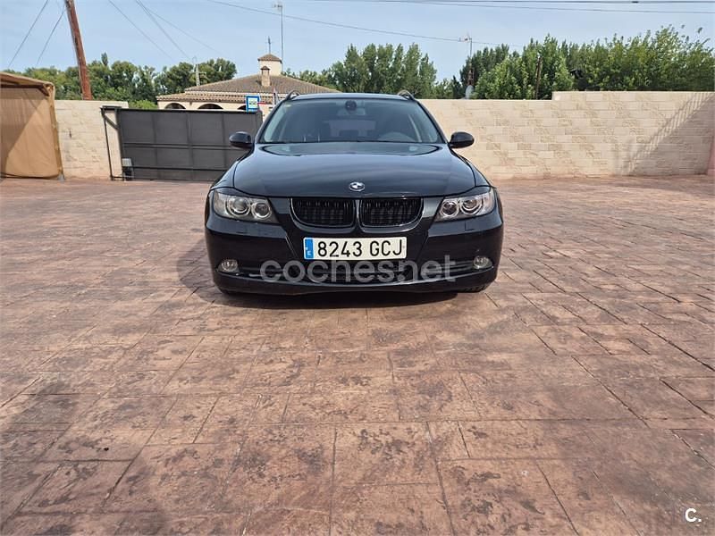 Negro Usado 2008 BMW 320 Familiar | 5600 € (Precio justo) - Imagen 1/4