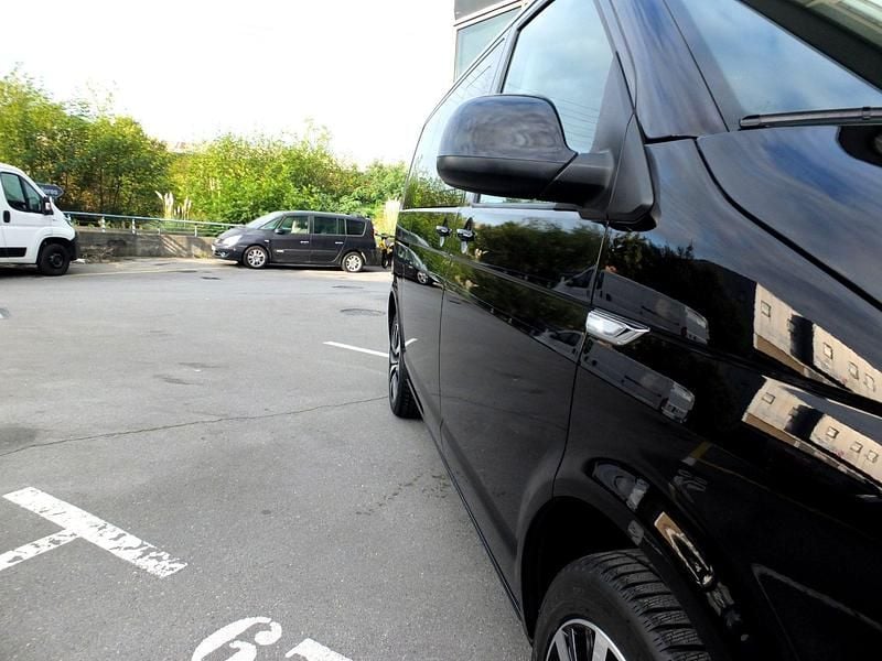 Usado VW Multivan 199 CV (146 kW) 2019 Negro Van