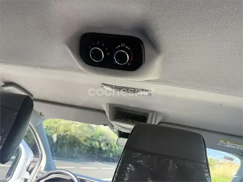 Usado Ford Transit Custom Nugget 130 CV (95 kW) 2023 Blanco Monovolumen