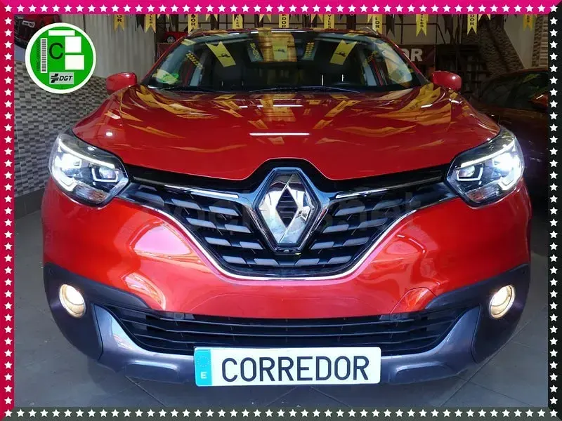 Usado Renault Kadjar Zen 130 CV (95 kW) 2016 Rojo SUV