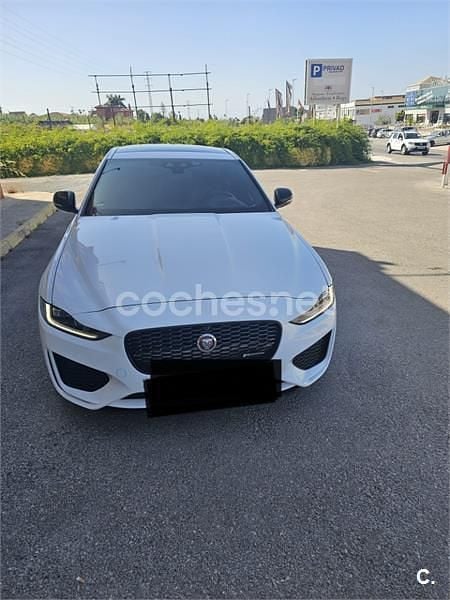 Blanco Usado 2020 Jaguar XE R-Dynamic Berlina | 30.000 € - Imagen 1/4