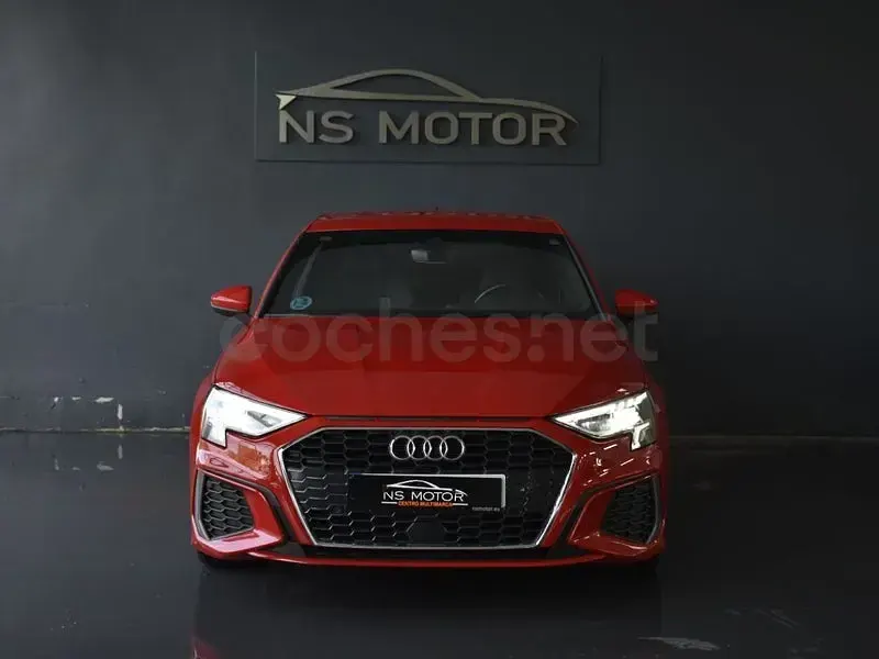 Usado Audi A3 S-Line 150 CV (110 kW) 2021 Rojo Berlina