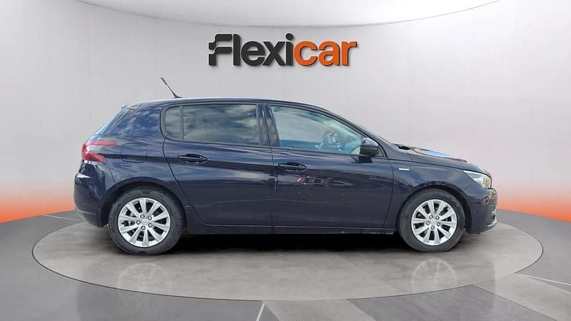 Usado Peugeot 308 Style 131 CV (96 kW) 2020 Negro Berlina