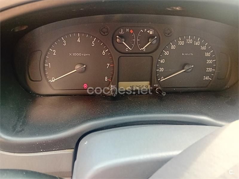 Gris / plata Usado 2005 Kia Magentis EX Berlina | 1100 € - Imagen 1/4